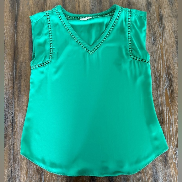 41 Hawthorn Women’s Emerald Green Sleeveless V-Neck Blouse Size M - Picture 1 of 8